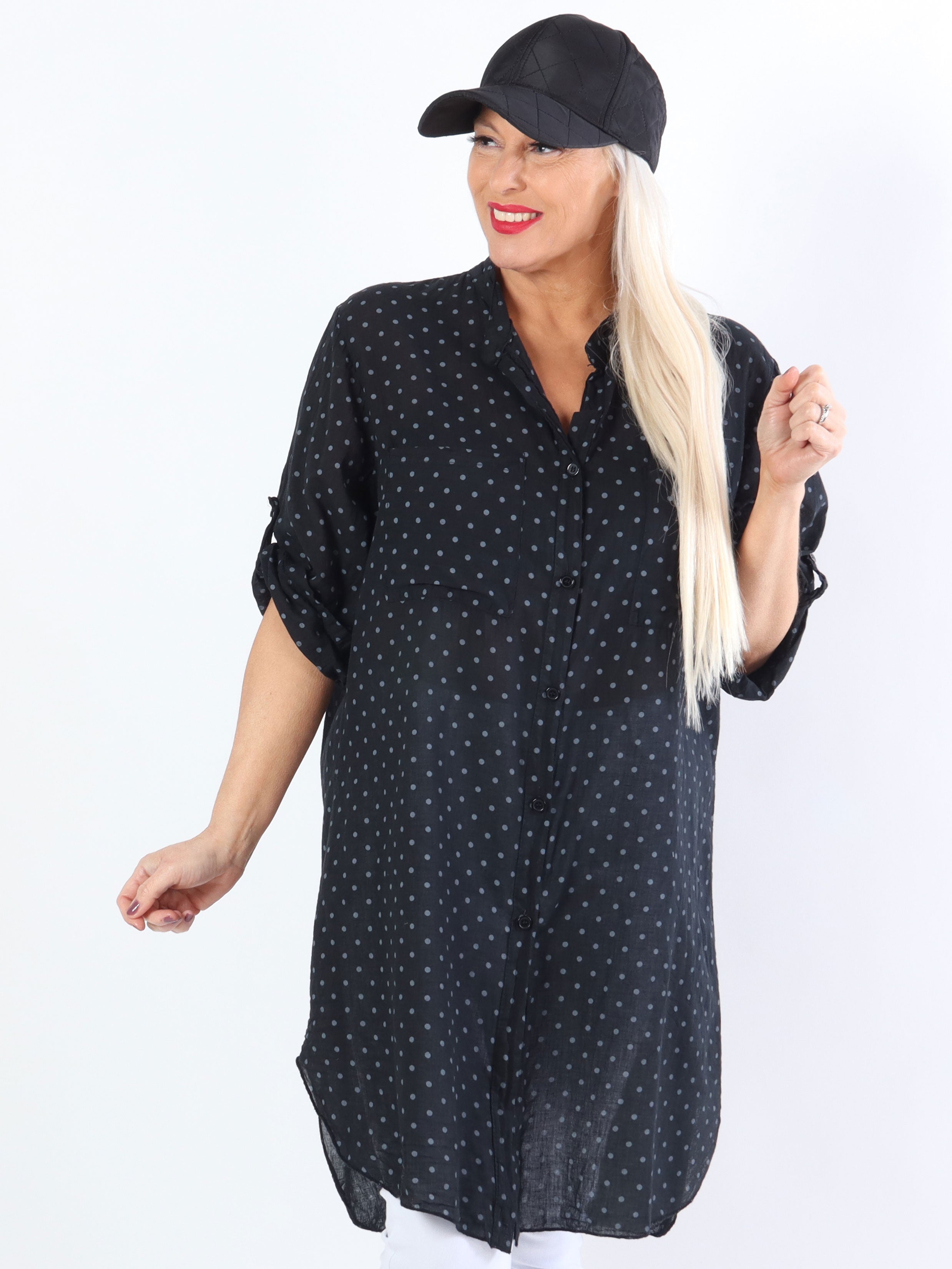 Linda - Plus size skjorta i bomull med små prickar